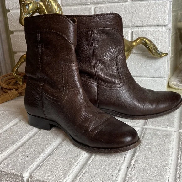 Poshmark frye hot sale